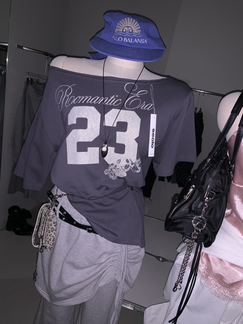 SEOLO韓國直郵女士新款26夏季休閑熱賣26春夏職業時尚T恤Seolo seoulT恤