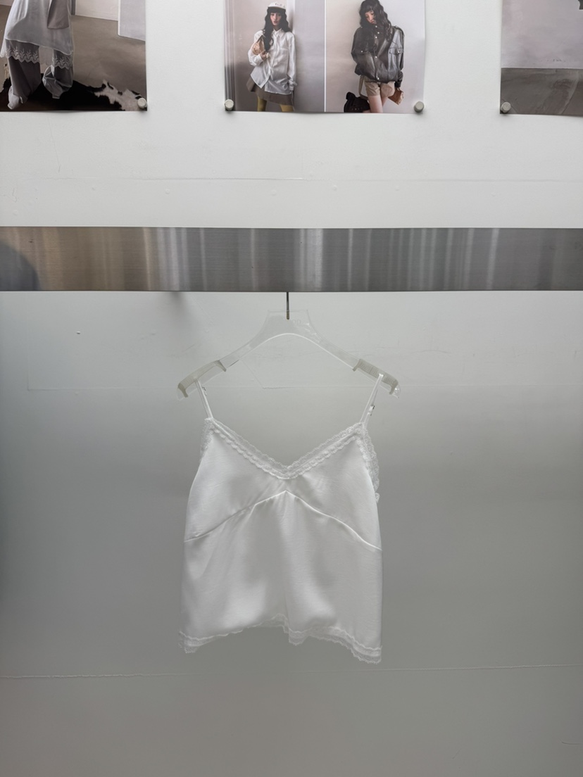 AMOOD韓國東大門直郵女裝新款職業人氣熱賣休閑時尚吊帶背心AMOOD吊帶/背心圖色1