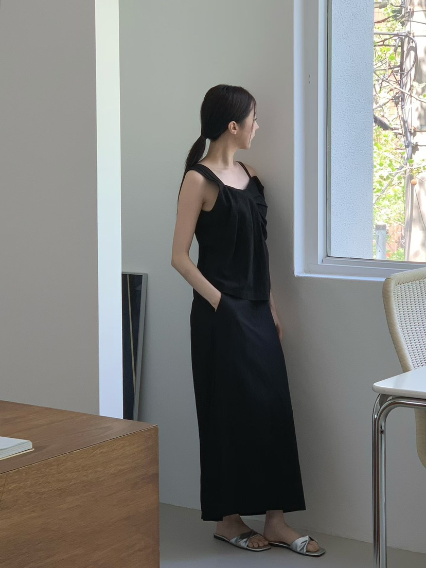 BINUS東大門實拍韓國女裝新款人氣時尚襯衫蕾絲衫不對稱褶皺BINUS襯衫/蕾絲衫