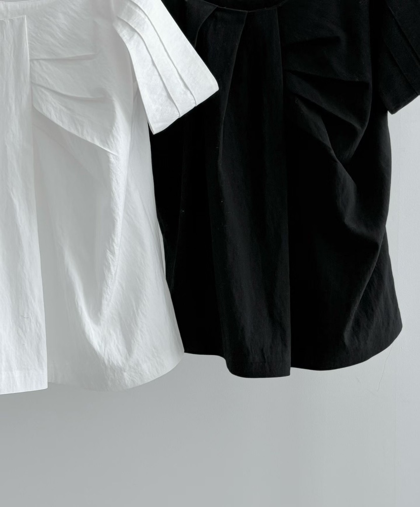 BINUS東大門實拍韓國女裝新款人氣時尚襯衫蕾絲衫不對稱褶皺BINUS襯衫/蕾絲衫