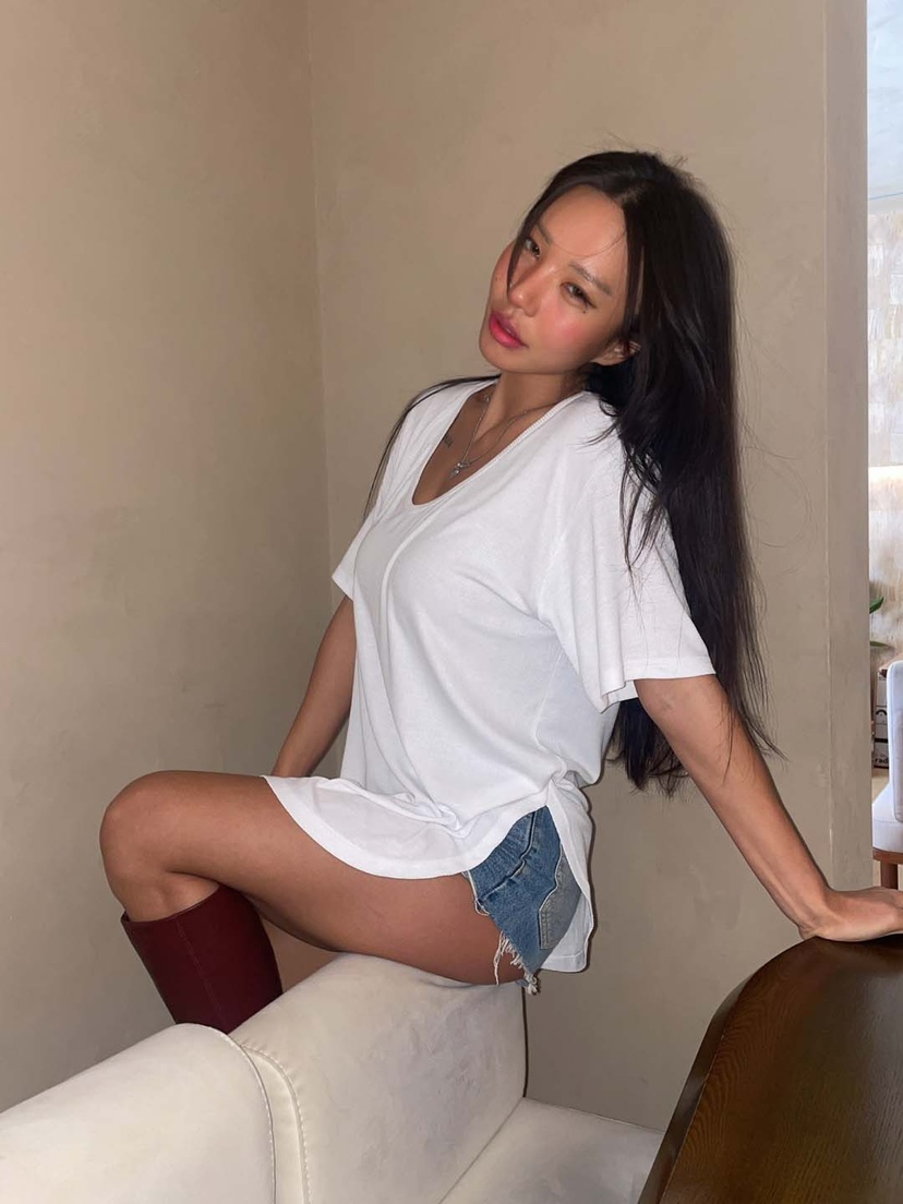 GOSSIP韓國東大門代購女士新款熱賣26夏季26春夏T恤人造絲羅紋GOSSIPT恤