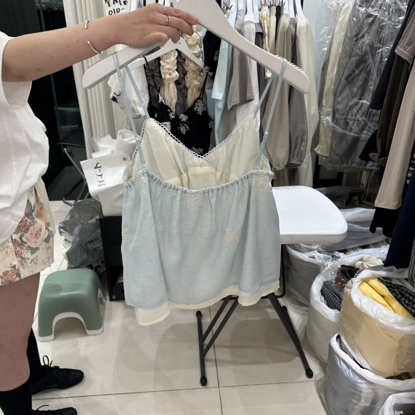 EGG IS東大門實拍韓國女士新品休閑推薦時尚吊帶背心刺繡EGG IS吊帶/背心