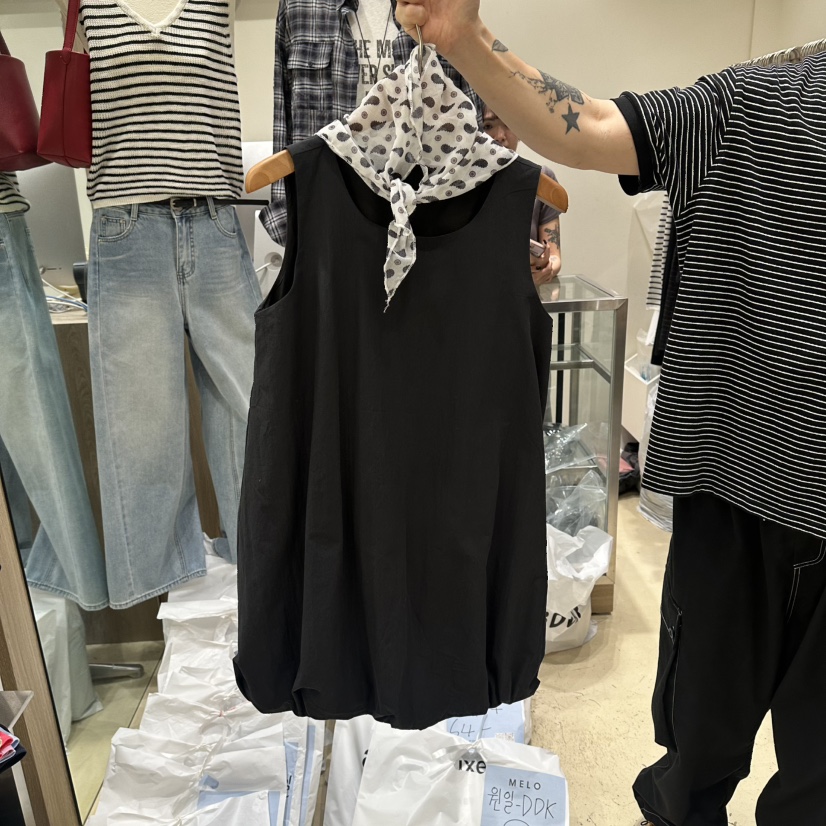 MELO韓國直郵女裝新款26春夏人氣職業休閑連衣裙含圍巾套裝MELO連衣裙圖色3