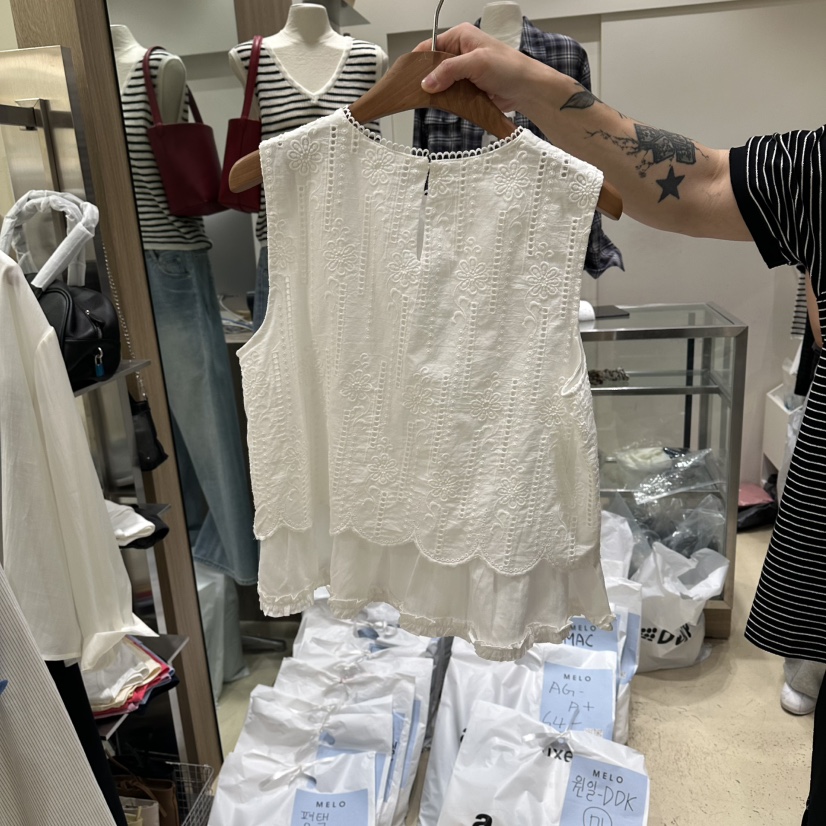 MELO韓國直郵實拍女士新品26春夏職業時尚襯衫蕾絲衫蕾絲MELO襯衫/蕾絲衫