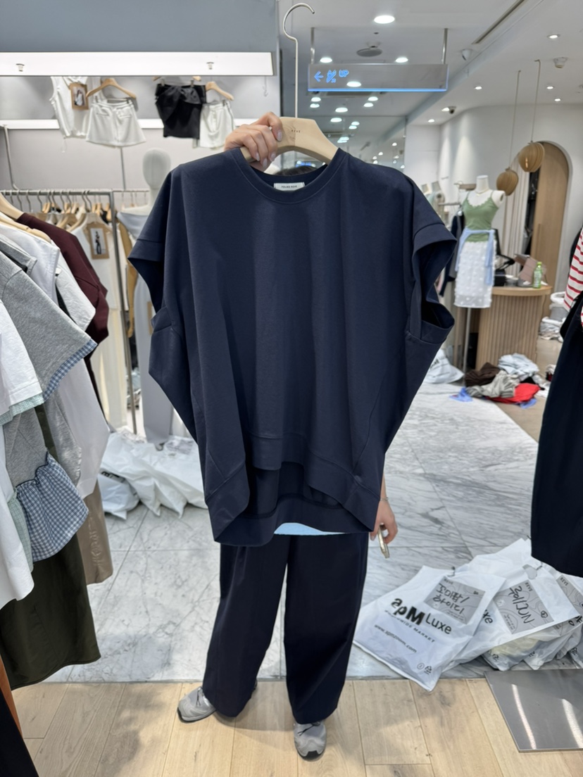 REVE-L韓國代購女裝新款職業26夏季人氣推薦26春夏時尚T恤REVE-LT恤圖色3