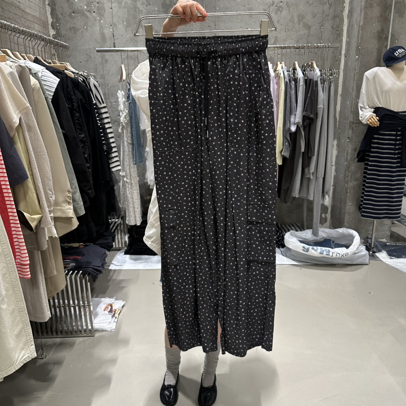 JUNI韓國直郵女士新款時尚熱賣休閑人氣26夏季推薦休閑褲my juni休閑褲圖色2實際價格58000