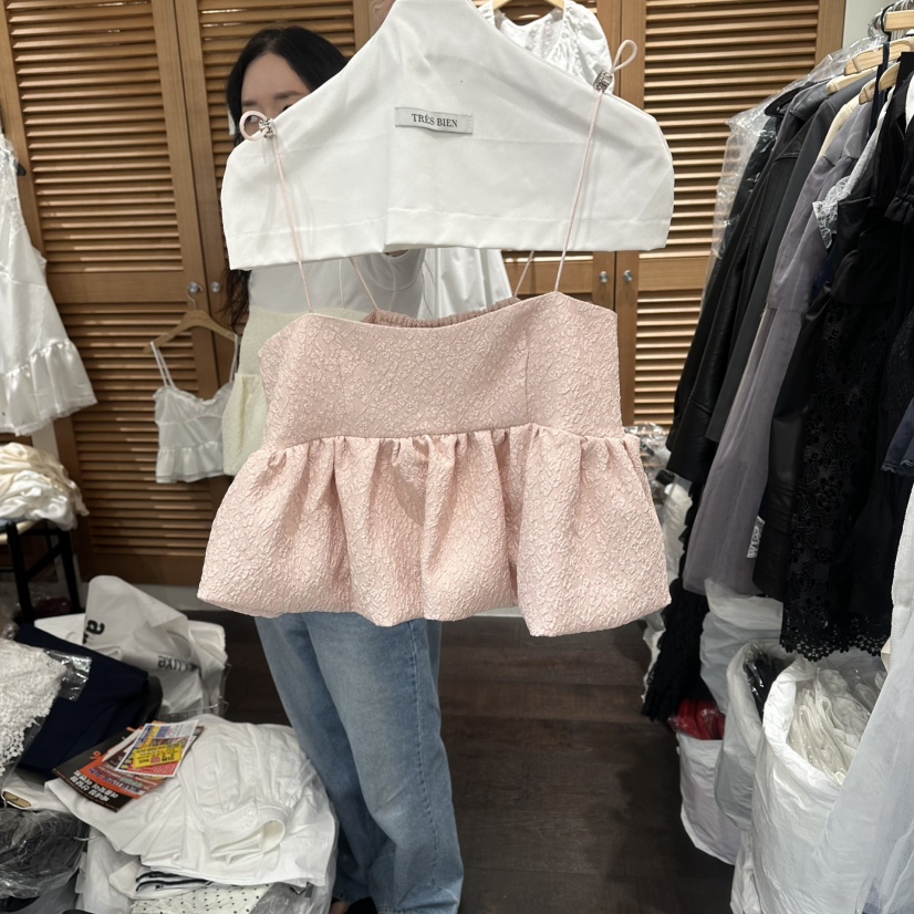 TRES BIEN韓國直郵女士新款人氣熱賣職業26夏季吊帶背心TRES BIEN吊帶/背心圖色2