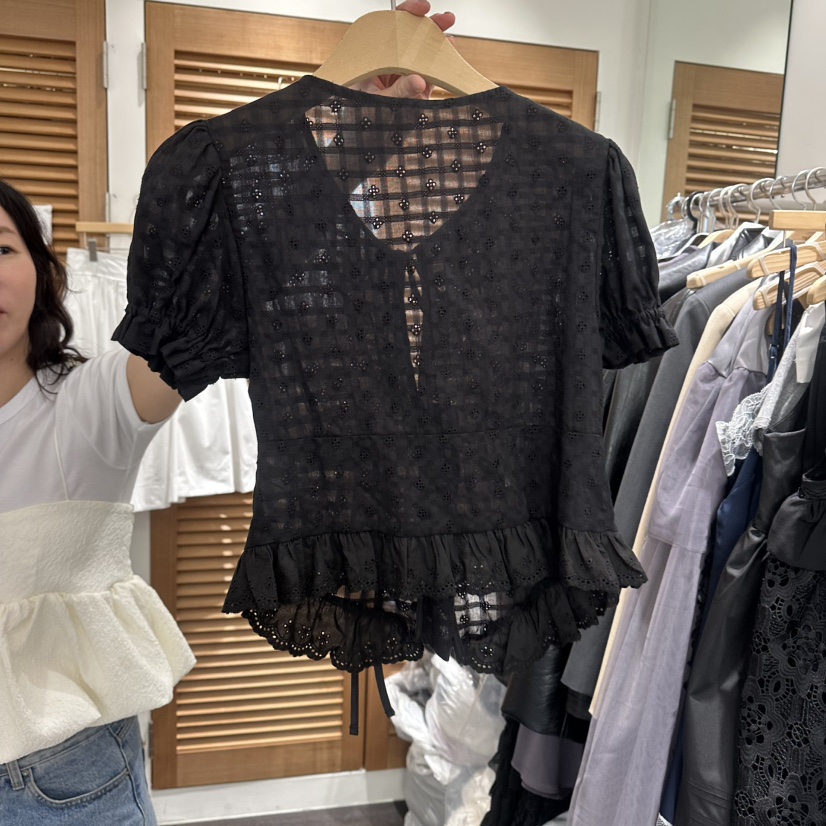 TRES BIEN韓國直郵女裝新款人氣熱賣職業襯衫蕾絲衫短款TRES BIEN襯衫/蕾絲衫