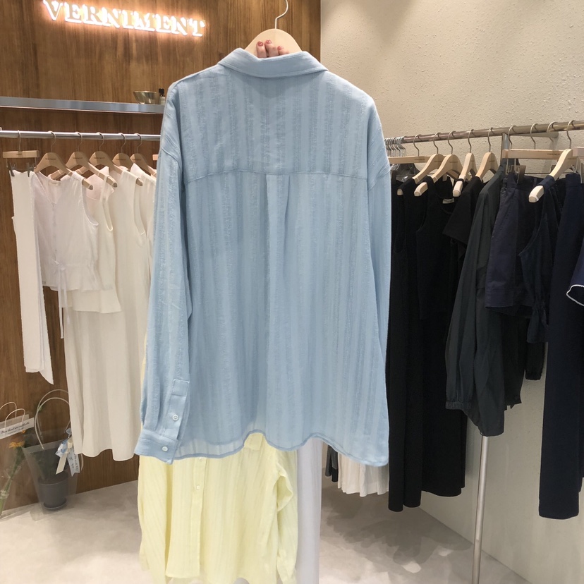 FIFO/UNANSWERED-MYSTERY韓國東大門代購女士新款人氣襯衫蕾絲衫孔眼FIFO/UNANSWERED-MYSTERY襯衫/蕾絲衫