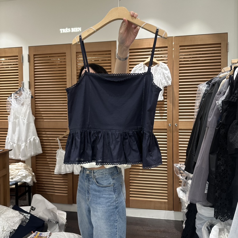 TRES BIEN韓國直郵女士新款職業26春夏吊帶背心荷葉邊刺繡TRES BIEN吊帶/背心