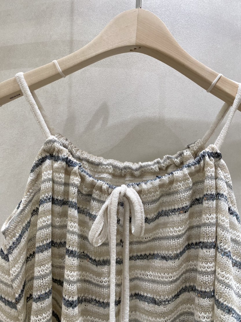 WHO IS SHE韓國直郵女士新款人氣推薦26春夏職業吊帶背心WHO IS SHE吊帶/背心