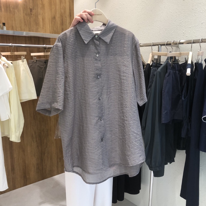 FIFO/UNANSWERED-MYSTERY韓國東大門代購女士新款熱賣襯衫蕾絲衫FIFO/UNANSWERED-MYSTERY襯衫/蕾絲衫圖色2