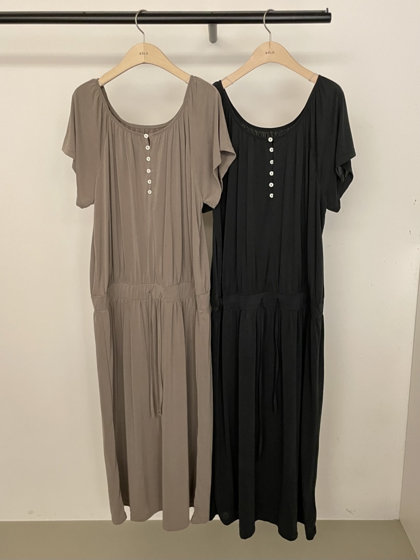 BOLD-A韓國直郵女士新品人氣26夏季熱賣休閑推薦職業連衣裙RE BOLD連衣裙