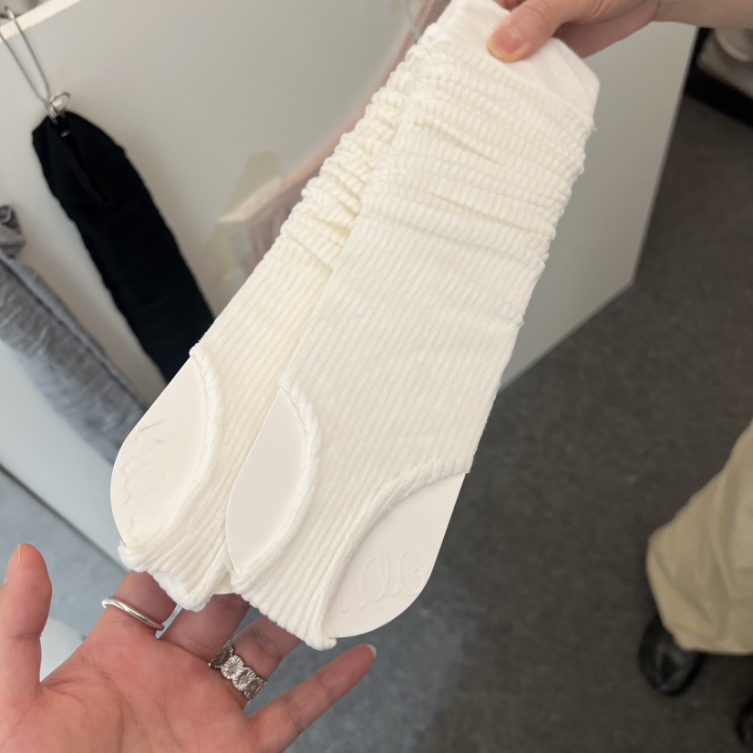 MAG東大門實拍韓國女裝新款26春夏人氣襪子狗狗保暖套裝羅紋MAG襪子