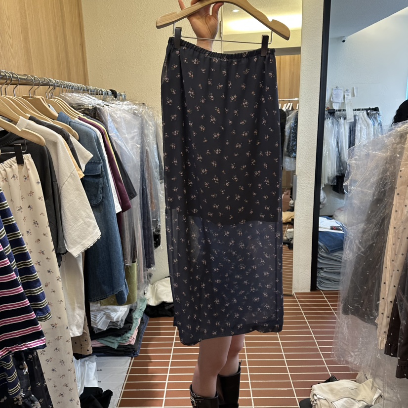 CHOI-L韓國東大門代購女裝新品熱賣時尚人氣26夏季長裙花朵CHOI長裙圖色2