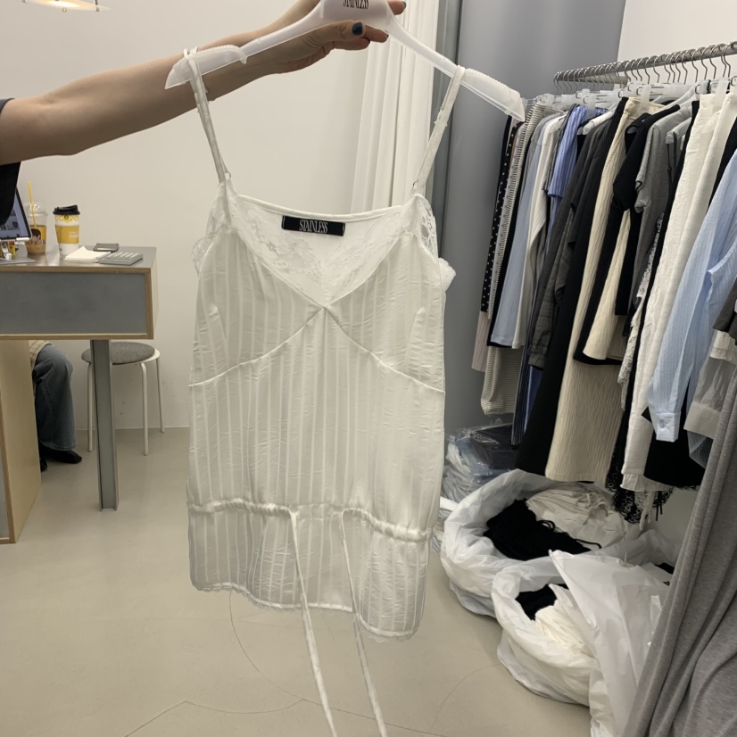STAINLESS韓國東大門直郵女裝新品熱賣吊帶背心蕾絲條紋緞面STAINLESS吊帶/背心圖色1