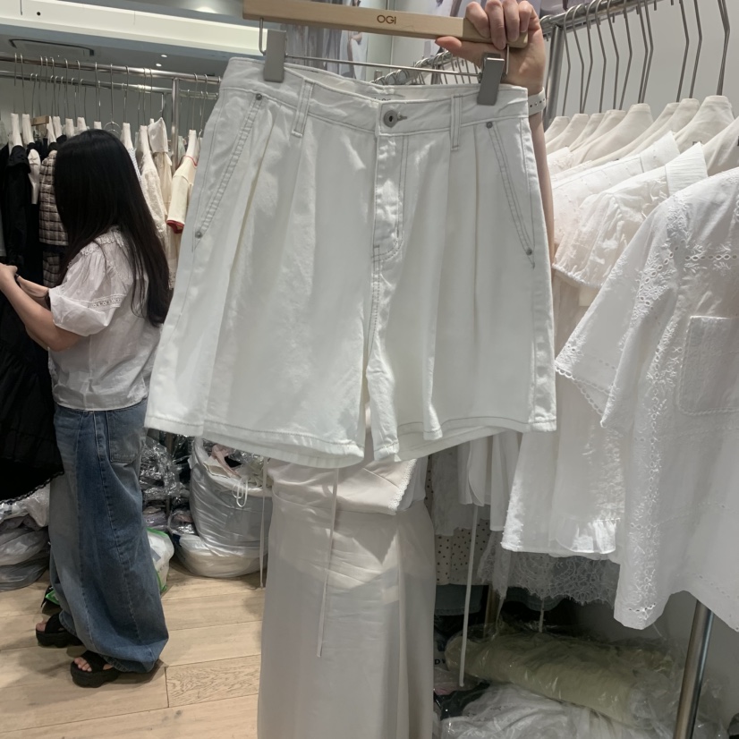 OGI韓國直郵實拍女裝新款人氣推薦休閑26春夏職業熱賣短褲FLat OGI短褲圖色2