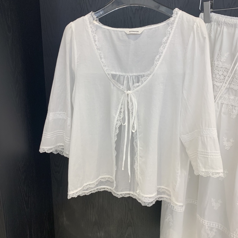 RIVEROOM韓國東大門直郵女士新品休閑推薦26夏季襯衫蕾絲衫RIVEROOM襯衫/蕾絲衫圖色1