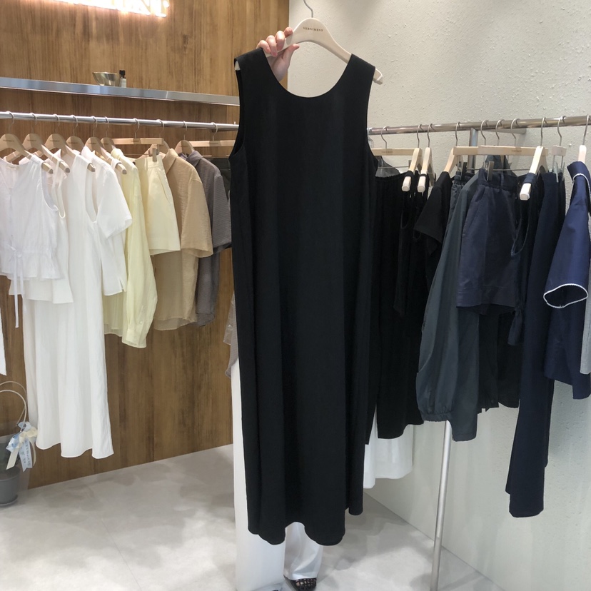 FIFO/UNANSWERED-MYSTERY韓國代購女裝新品熱賣推薦連衣裙FIFO/UNANSWERED-MYSTERY連衣裙圖色1