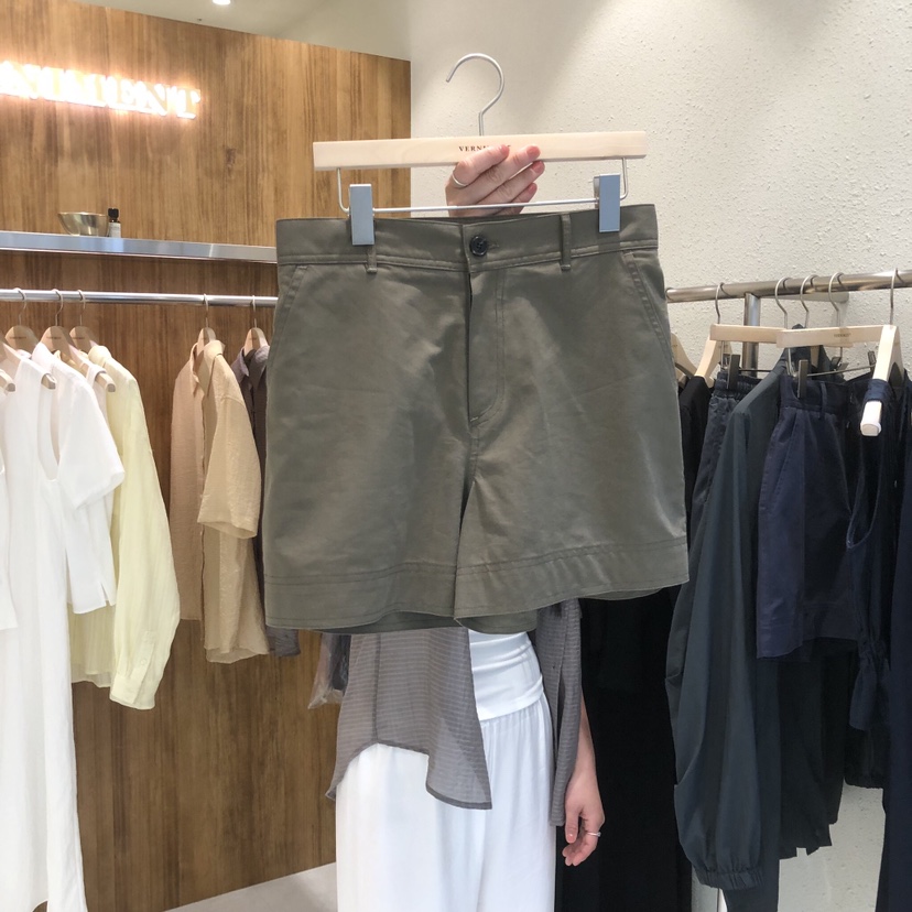 FIFO/UNANSWERED-MYSTERY韓國直郵女裝新品時尚人氣短褲FIFO/UNANSWERED-MYSTERY短褲圖色3