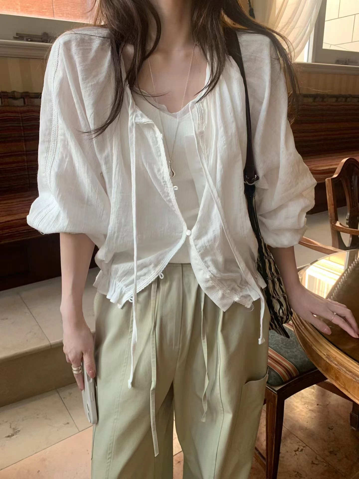 MELLOUNGE-멜라운지-T韓國直郵實拍女裝新款人氣襯衫蕾絲衫MELLOUNGE-2件起襯衫/蕾絲衫