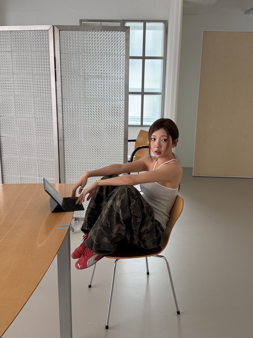 SUNDER MARKET韓國直郵實拍女裝新品時尚推薦休閑吊帶背心SUNDER MARKET吊帶/背心