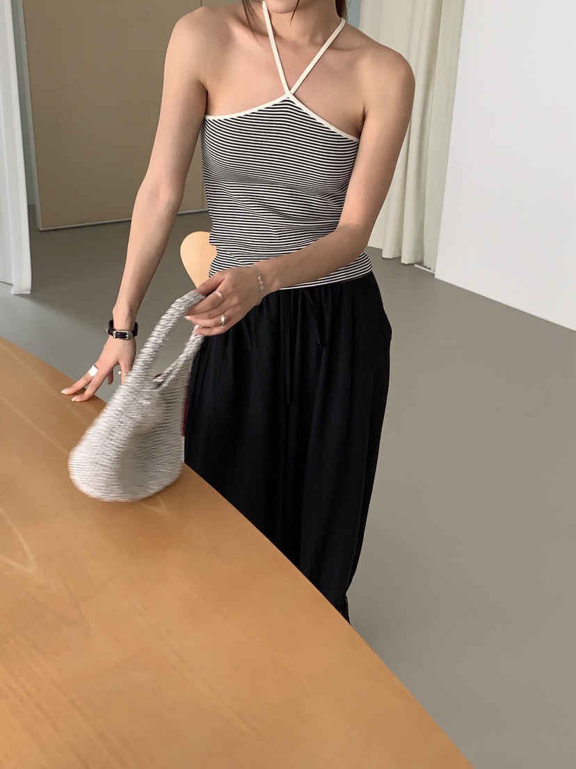 SUNDER MARKET韓國直郵實拍女裝新品時尚推薦休閑吊帶背心SUNDER MARKET吊帶/背心