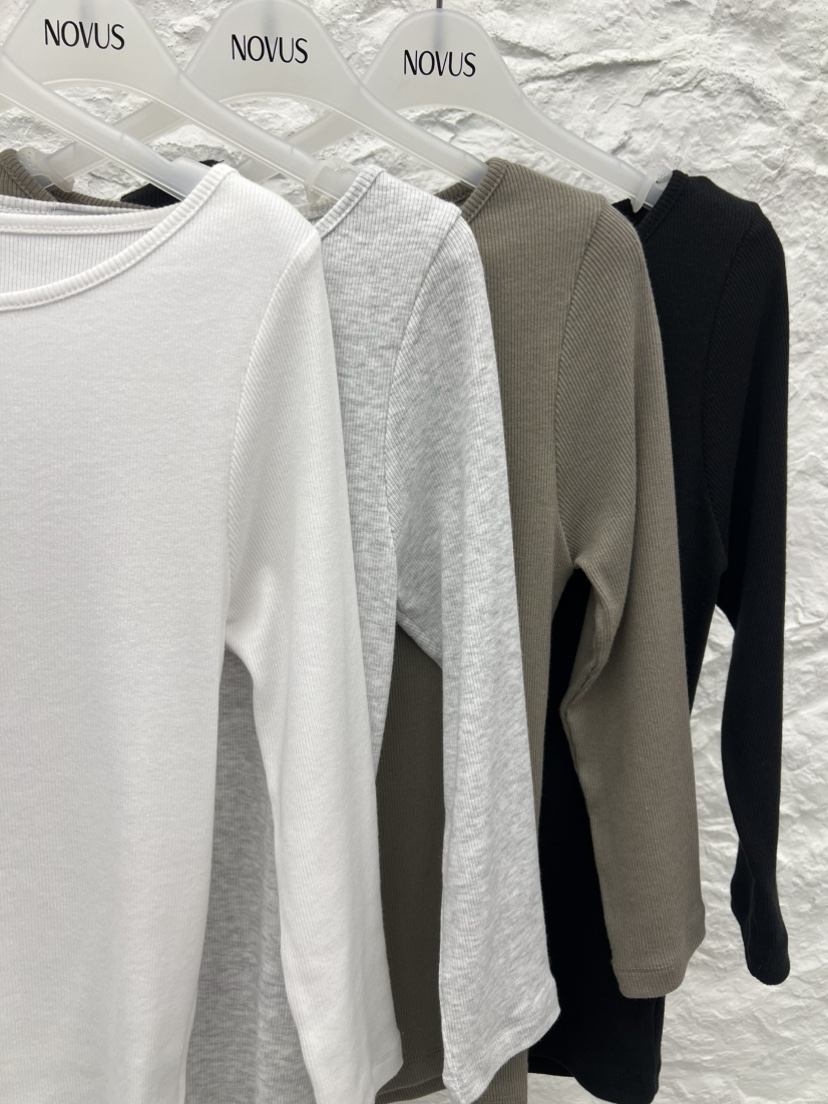 NOVUS韓國直郵女士新款26夏季26春夏職業熱賣時尚休閑T恤NOVUST恤