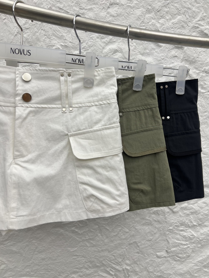NOVUS韓國直郵女裝新款熱賣26春夏時尚人氣職業26夏季裙褲工裝NOVUS裙褲