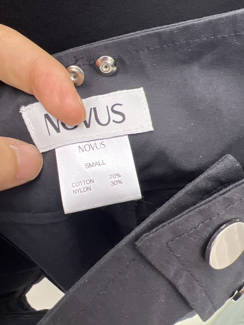 NOVUS韓國直郵女裝新款熱賣26春夏時尚人氣職業26夏季裙褲工裝NOVUS裙褲