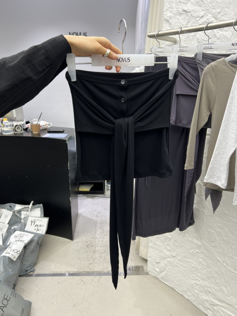 NOVUS韓國直郵女裝新品職業人氣熱賣休閑26夏季26春夏吊帶背心NOVUS吊帶/背心圖色3