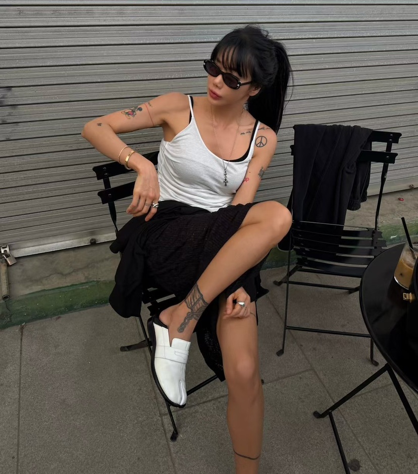 ABBEYLEE韓國東大門代購女裝新品人氣推薦長裙透明蕾絲開衩ABBEYLEE長裙