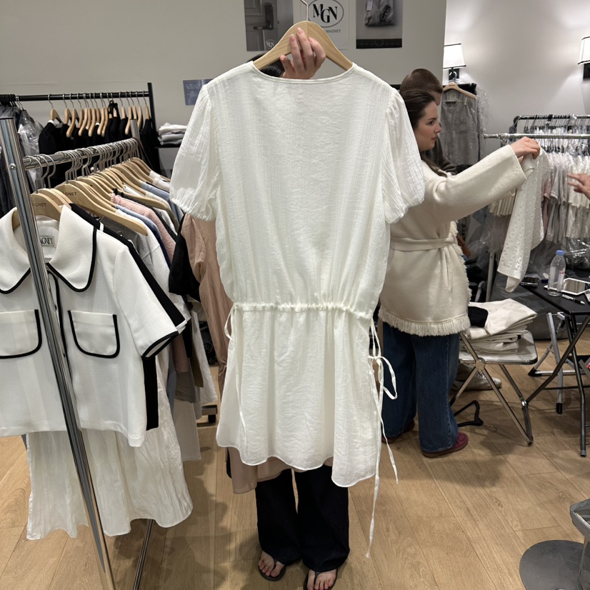 M.G.N韓國東大門直郵女裝新款推薦時尚人氣26春夏連衣裙緞MAGNET連衣裙