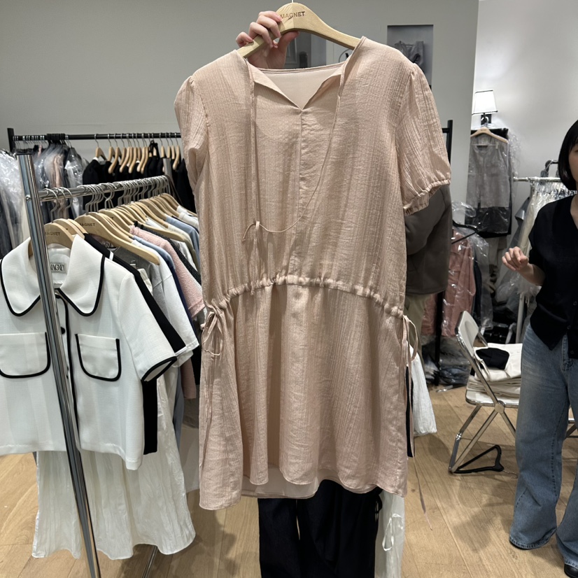 M.G.N韓國東大門直郵女裝新款推薦時尚人氣26春夏連衣裙緞MAGNET連衣裙圖色3