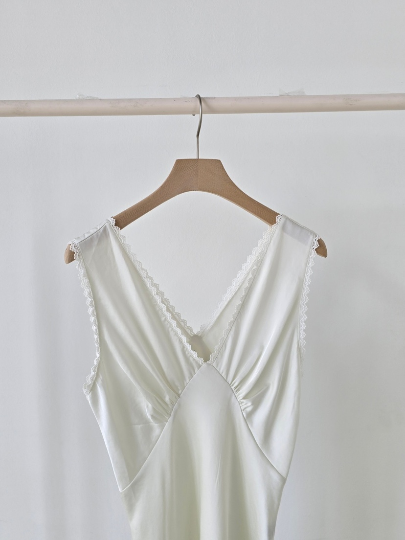 J SHOP韓國直郵實拍女裝新品推薦人氣休閑26夏季連衣裙絲綢J_SHOP連衣裙