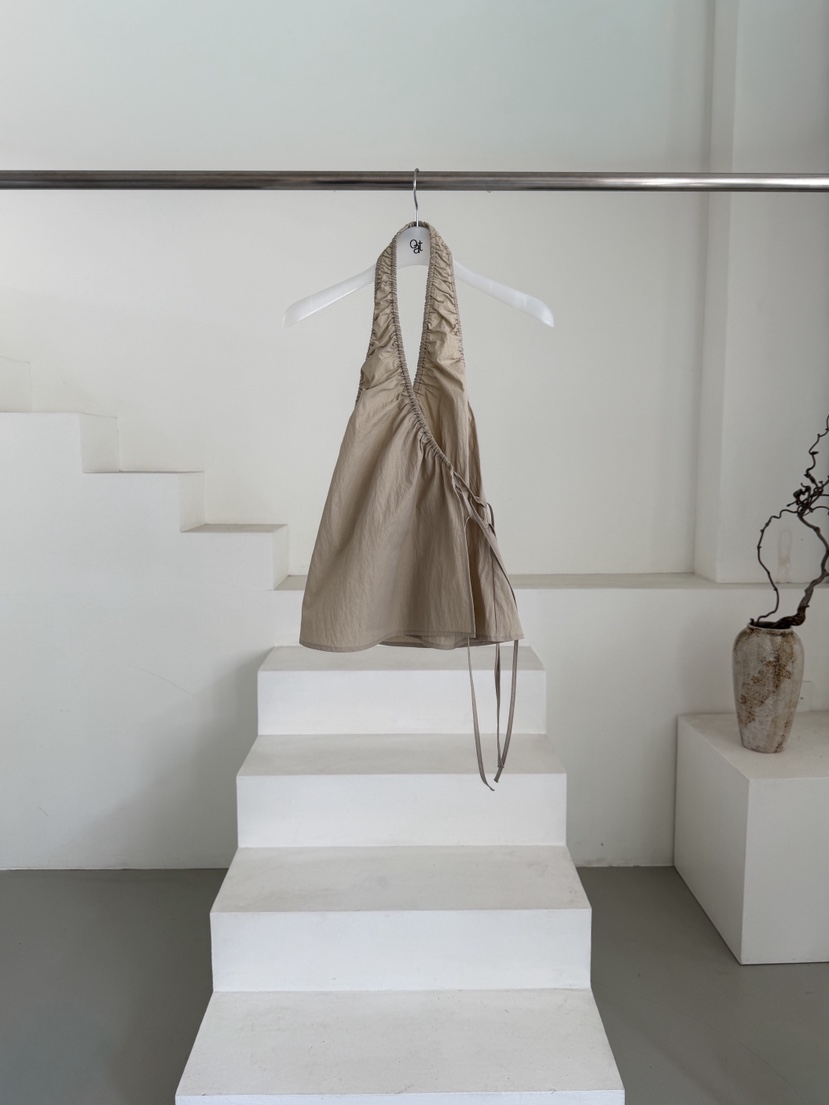 OATMEAL韓國東大門代購女裝新款人氣休閑熱賣26春夏吊帶背心OATMEAL吊帶/背心圖色3