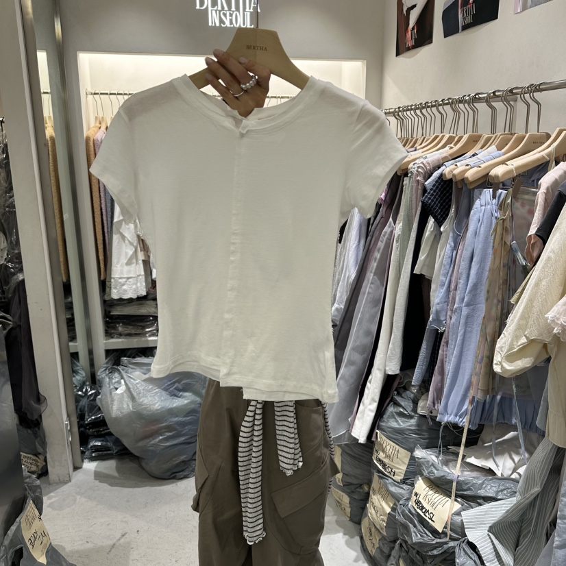 BERTHA韓國東大門代購女士新款熱賣26夏季休閑人氣職業T恤BERTHAT恤圖色3