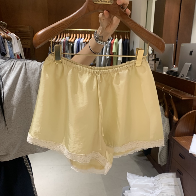 HEBON韓國直郵女士新款職業26夏季推薦人氣熱賣短褲蕾絲緞面HEBON短褲圖色1