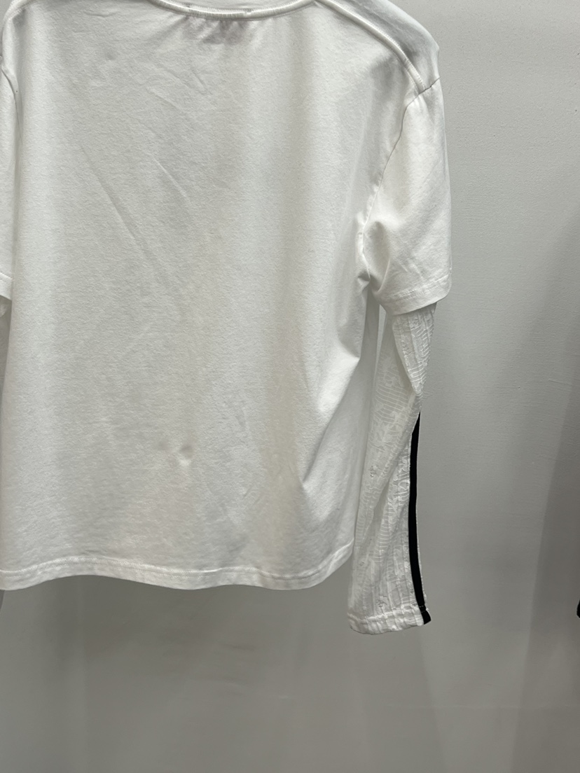 UNANSWERED-MYSTERY/FIFO韓國東大門代購女裝新品推薦長袖T恤UNANSWERED-MYSTERY/FIFO長袖T恤