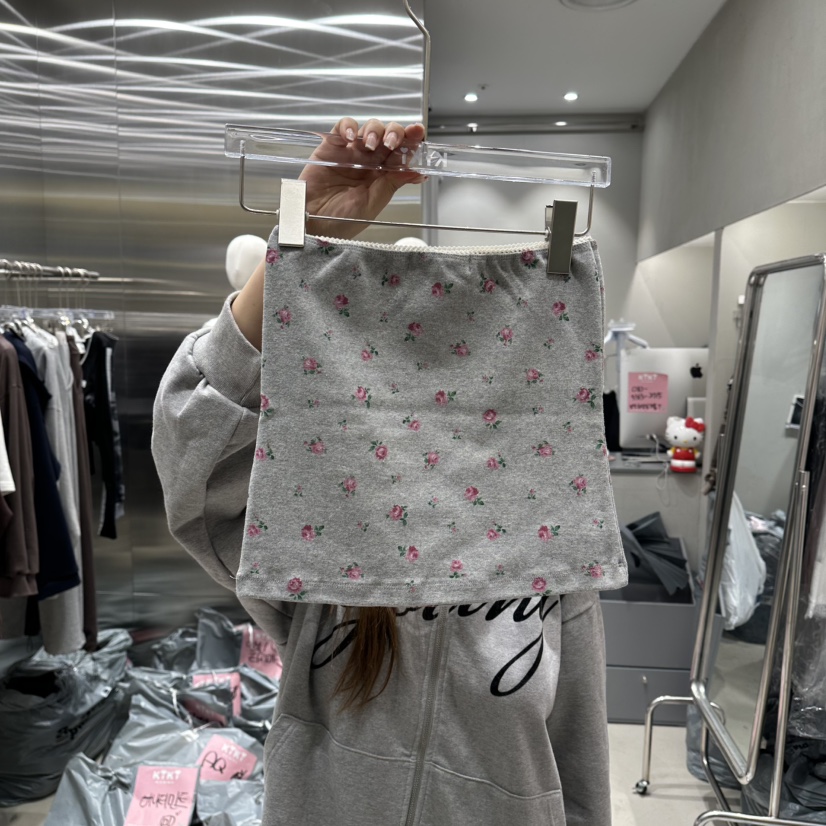 KIKI韓國東大門直郵女裝新品時尚休閑推薦26夏季吊帶背心KIKI吊帶/背心