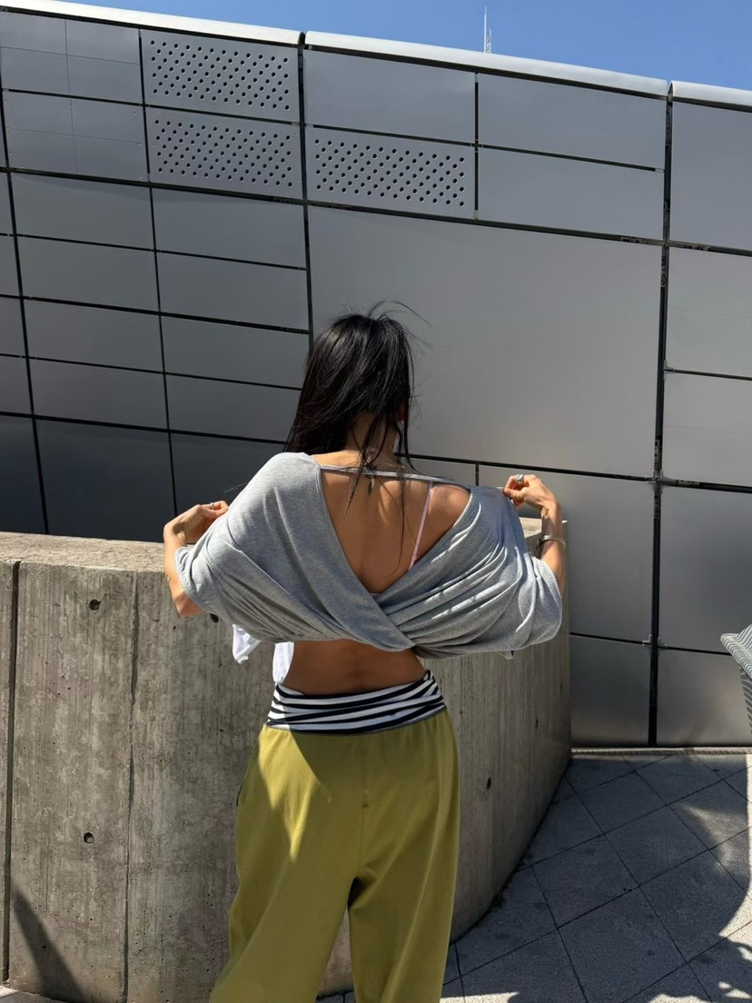 ABBEYLEE韓國東大門代購女士新品熱賣時尚休閑T恤褶皺開衩ABBEYLEET恤