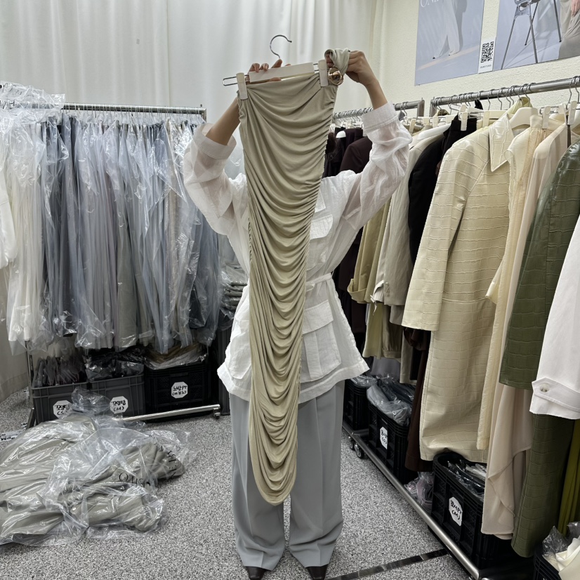 ONEBYTWO韓國直郵女裝新品熱賣26夏季26春夏時尚連衣裙褶皺ONE BY TWO連衣裙圖色1