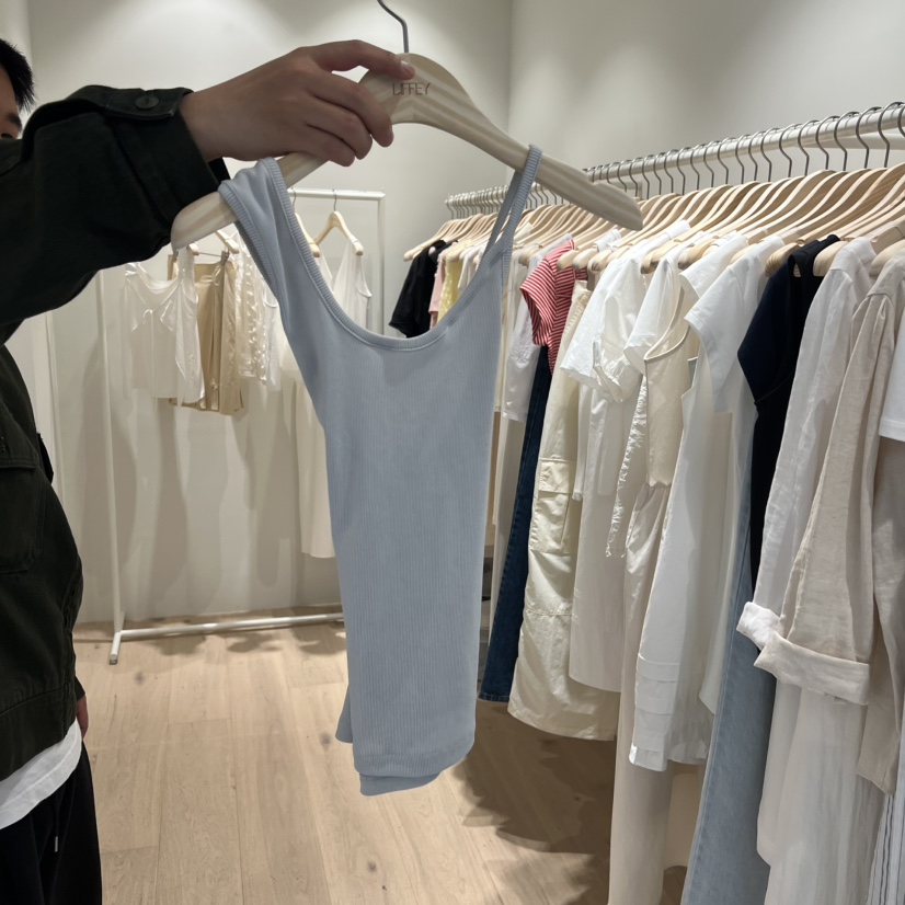 LIFFEY韓國代購女裝新款休閑熱賣推薦時尚吊帶背心不含內搭LIFFEY吊帶/背心圖色1