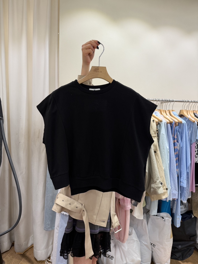 AUVERFIT韓國直郵實拍女士新款26夏季職業休閑吊帶背心鏤空AUVERFIT吊帶/背心圖色2