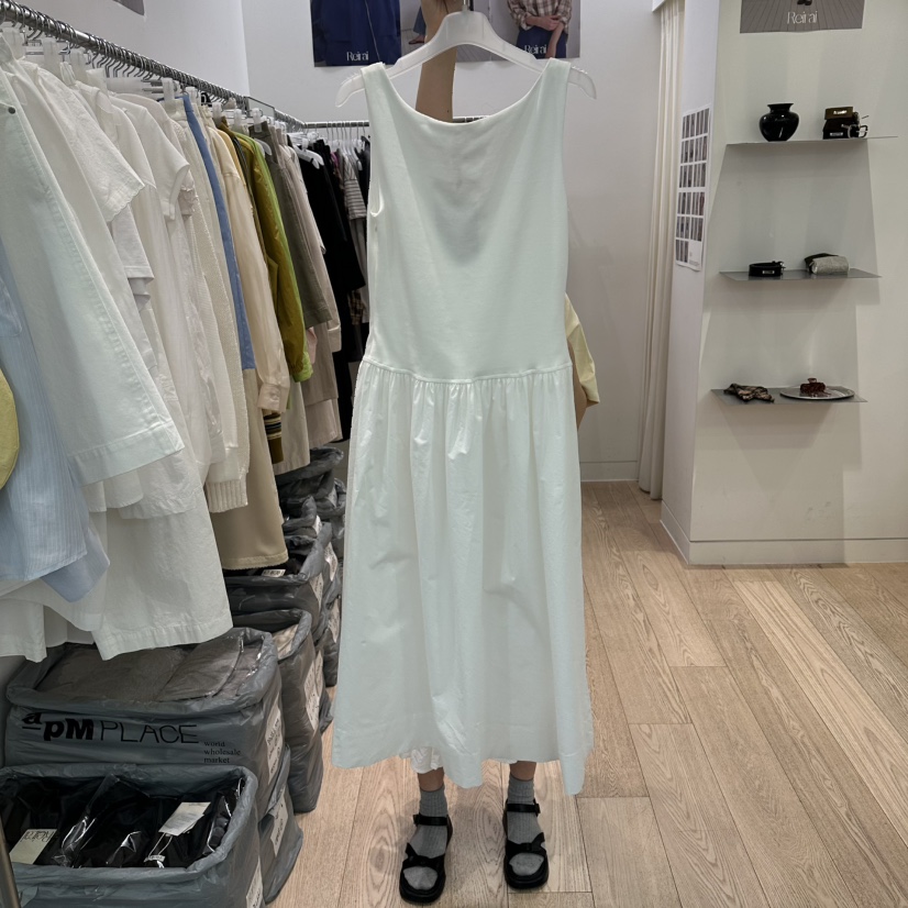 REIRAI東大門實拍韓國女士新款熱賣職業推薦時尚休閑連衣裙Reirai連衣裙