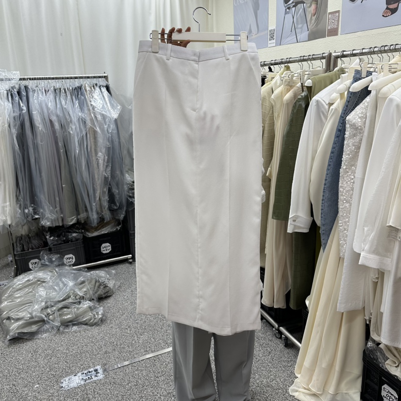 ONEBYTWO韓國直郵女裝新款熱賣職業26春夏人氣休閑長裙開衩ONE BY TWO長裙圖色2