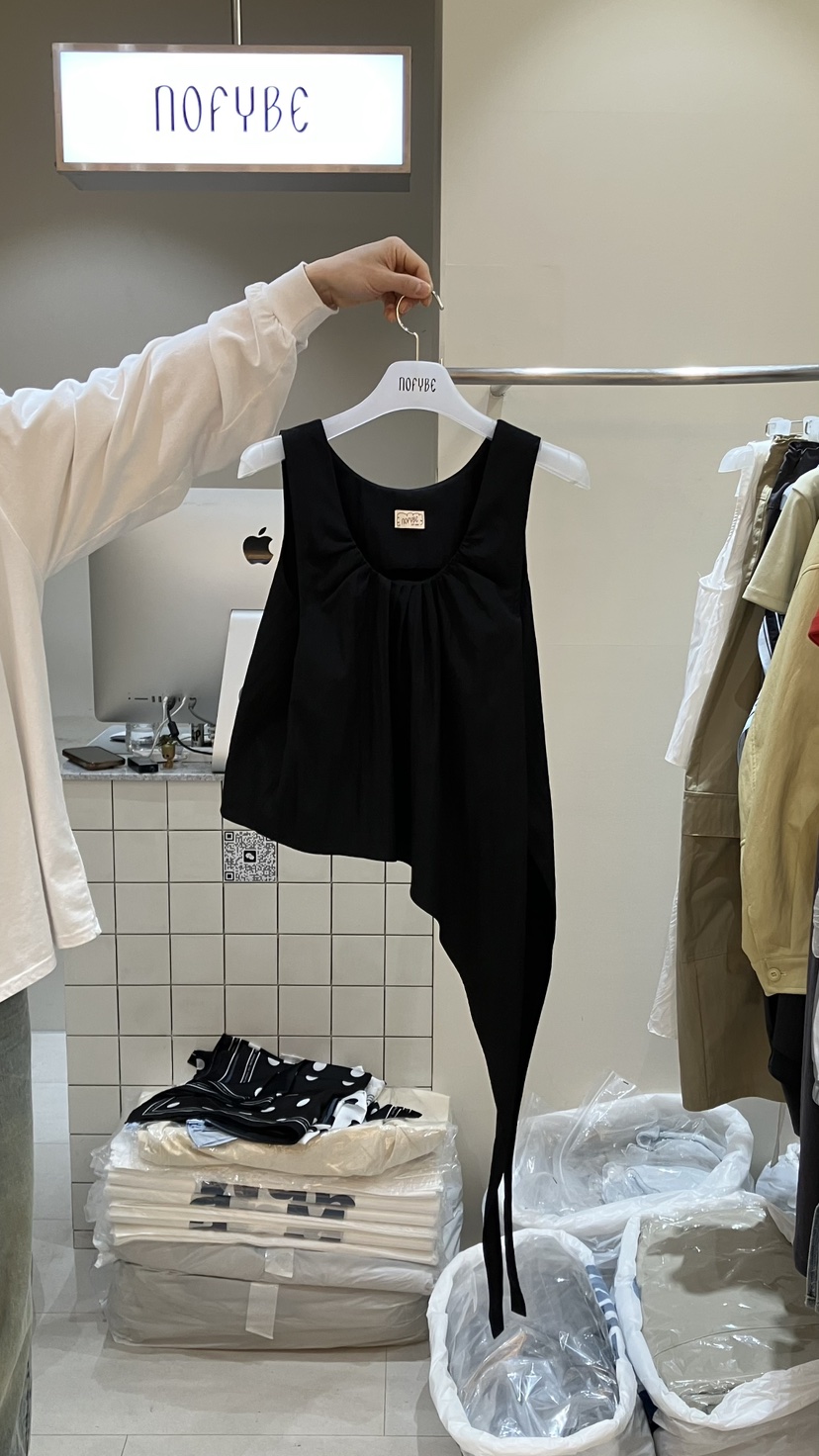 NOFYBE韓國代購女士新款推薦時尚26春夏熱賣職業吊帶背心NOFYBE吊帶/背心圖色2