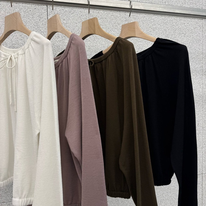 AT THE BAGEL東大門實拍韓國女士新品時尚熱賣襯衫蕾絲衫AT THE BAGEL襯衫/蕾絲衫