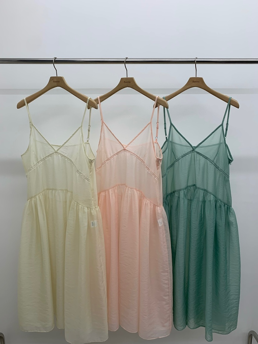 LOVE MY SANTA韓國直郵實拍女裝新款人氣連衣裙不含內搭Santa/LOVE MY SANTA連衣裙