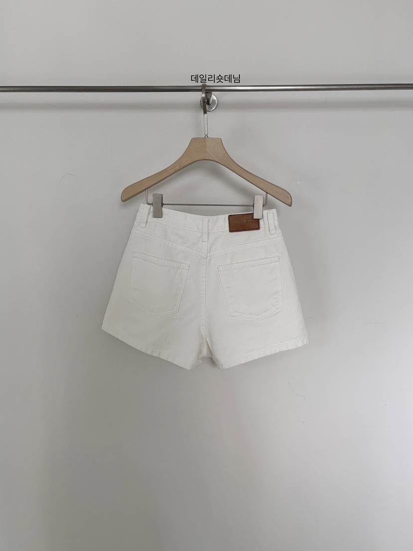 VERGAMOT韓國東大門直郵女士新品職業推薦人氣26春夏短褲VERGAMOT短褲